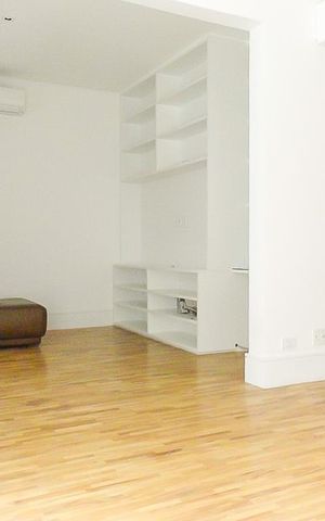 Apartamento para alugar com 120m², 1 quarto e 1 vaga Apartamento para alugar com 120m², 1 quarto e 1 vagaSala