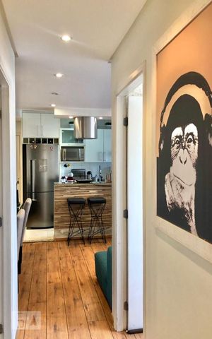 Apartamento à venda com 68m², 2 quartos e 2 vagas Apartamento à venda com 68m², 2 quartos e 2 vagasSala