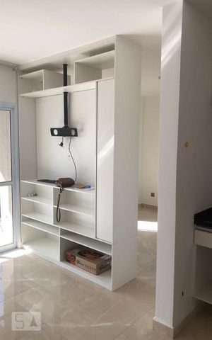 Apartamento para alugar com 42m², 1 quarto e 2 vagas Apartamento para alugar com 42m², 1 quarto e 2 vagasSala