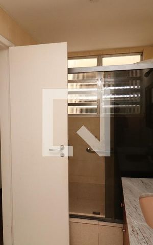 Apartamento à venda com 120m², 3 quartos e 3 vagasBanheiro Social