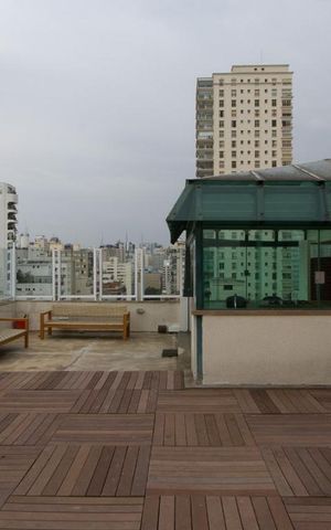 Apartamento à venda com 350m², 4 quartos e 2 vagas Apartamento à venda com 350m², 4 quartos e 2 vagasCobertura