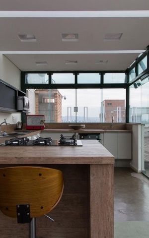 Apartamento à venda com 350m², 4 quartos e 2 vagas Apartamento à venda com 350m², 4 quartos e 2 vagasEspaço Gourmet