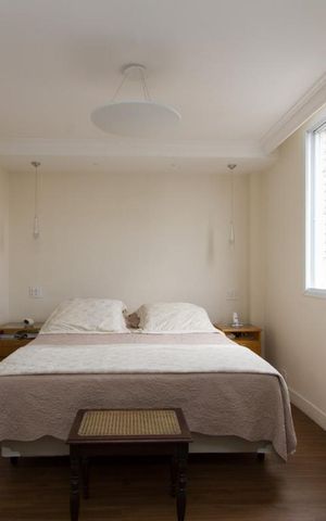 Apartamento à venda com 350m², 4 quartos e 2 vagas Apartamento à venda com 350m², 4 quartos e 2 vagasQuarto 1 - Suíte