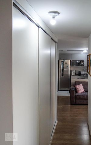 Apartamento para alugar com 80m², 3 quartos e 1 vaga Apartamento para alugar com 80m², 3 quartos e 1 vagaCorredor