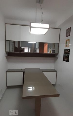 Apartamento à venda com 151m², 3 quartos e 3 vagas Apartamento à venda com 151m², 3 quartos e 3 vagasCozinha