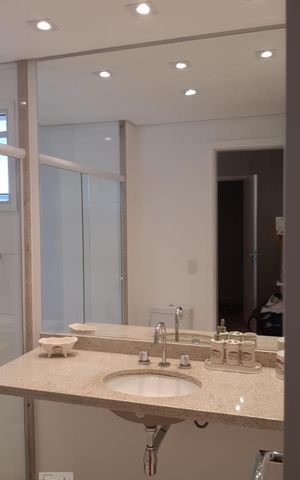 Apartamento à venda com 151m², 3 quartos e 3 vagas Apartamento à venda com 151m², 3 quartos e 3 vagasBanheiro da suíte 3