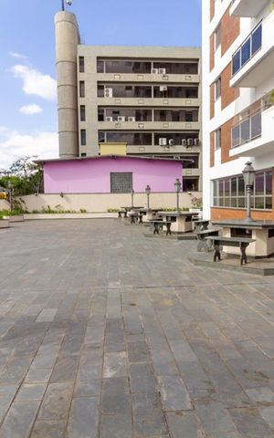Apartamento à venda com 140m², 4 quartos e 2 vagasÁrea Externa