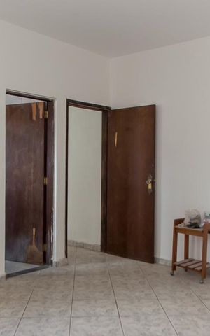 Casa à venda com 220m², 3 quartos e sem vaga Casa à venda com 220m², 3 quartos e sem vagaQuarto Suíte