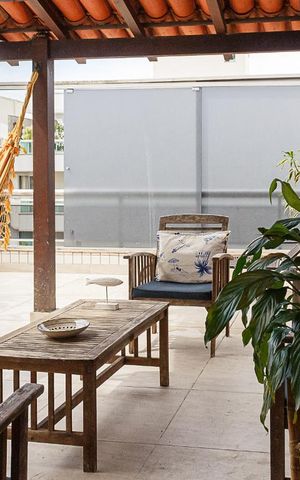 Apartamento à venda com 205m², 4 quartos e 2 vagasCobertura