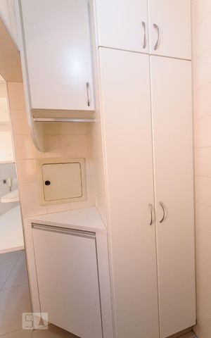 Apartamento para alugar com 107m², 3 quartos e 1 vaga Apartamento para alugar com 107m², 3 quartos e 1 vagaÁrea de Serviço - Armário