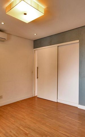 Apartamento à venda com 240m², 3 quartos e 2 vagasQuarto Suíte