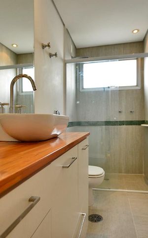 Apartamento à venda com 240m², 3 quartos e 2 vagasBanheiro da Suíte
