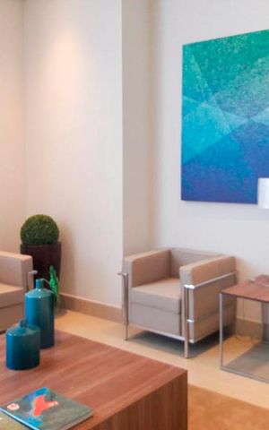 Apartamento à venda com 60m², 2 quartos e 1 vaga Apartamento à venda com 60m², 2 quartos e 1 vagaHall