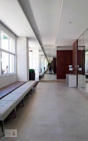 Apartamento à venda com 60m², 2 quartos e 1 vaga Apartamento à venda com 60m², 2 quartos e 1 vagaHall