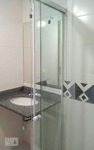 Apartamento à venda com 60m², 2 quartos e 1 vaga Apartamento à venda com 60m², 2 quartos e 1 vagaBanheiro