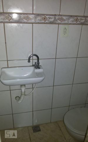 Apartamento à venda com 74m², 2 quartos e 1 vagaBanheiro 1