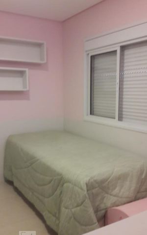 Apartamento à venda com 202m², 3 quartos e 4 vagas Apartamento à venda com 202m², 3 quartos e 4 vagasSuite 2