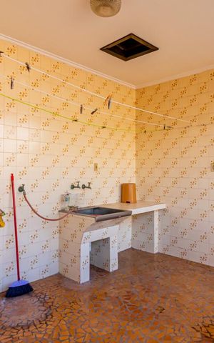 Casa para alugar com 257m², 4 quartos e 4 vagas Casa para alugar com 257m², 4 quartos e 4 vagasÁrea de Serviço