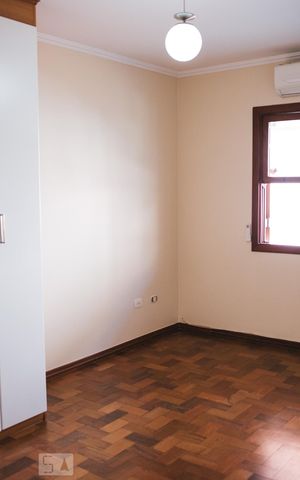 Casa para alugar com 265m², 4 quartos e 3 vagasSuíte 1