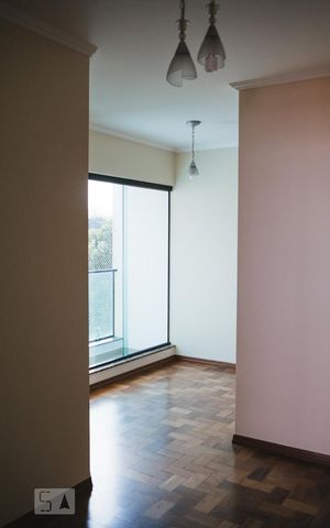 Casa para alugar com 265m², 4 quartos e 3 vagasAndar superior