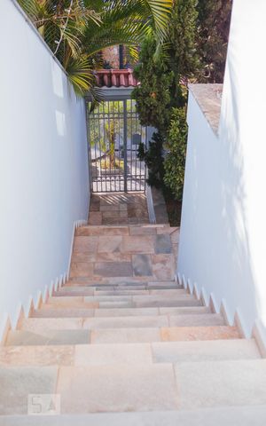 Casa para alugar com 265m², 4 quartos e 3 vagasÁrea Externa
