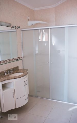Casa para alugar com 265m², 4 quartos e 3 vagasBanheiro da Suíte 2