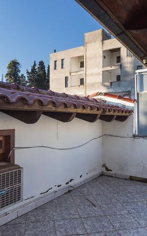 Casa à venda com 500m², 4 quartos e 7 vagas Casa à venda com 500m², 4 quartos e 7 vagasTerraço