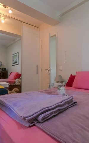 Apartamento à venda com 99m², 3 quartos e 2 vagas Apartamento à venda com 99m², 3 quartos e 2 vagasSuíte