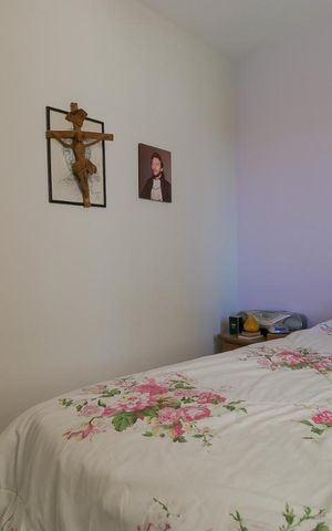 Apartamento à venda com 99m², 3 quartos e 2 vagas Apartamento à venda com 99m², 3 quartos e 2 vagasQuarto 02