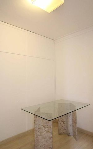 Apartamento para alugar com 187m², 5 quartos e 2 vagas Apartamento para alugar com 187m², 5 quartos e 2 vagasQuarto 1