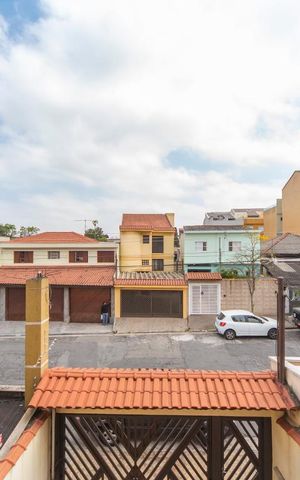 Casa para alugar com 250m², 3 quartos e 5 vagas Casa para alugar com 250m², 3 quartos e 5 vagasVista da Sacada do Quarto 1