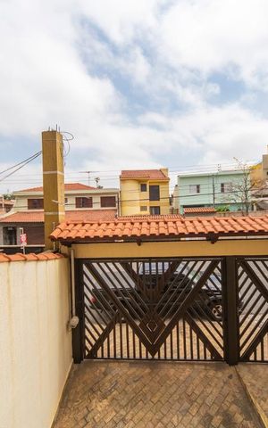 Casa para alugar com 250m², 3 quartos e 5 vagas Casa para alugar com 250m², 3 quartos e 5 vagasVista da Sala