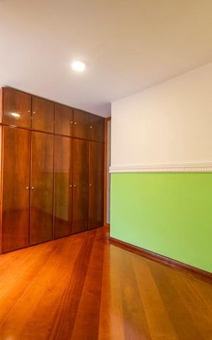 Casa para alugar com 250m², 3 quartos e 5 vagas Casa para alugar com 250m², 3 quartos e 5 vagasQuarto 2