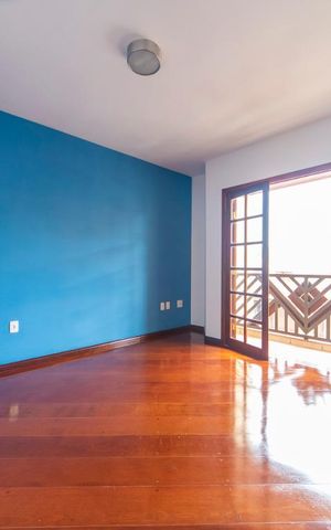 Casa para alugar com 250m², 3 quartos e 5 vagas Casa para alugar com 250m², 3 quartos e 5 vagasQuarto 1