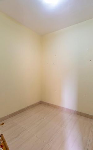 Casa para alugar com 250m², 3 quartos e 5 vagas Casa para alugar com 250m², 3 quartos e 5 vagasQuarto de Serviço