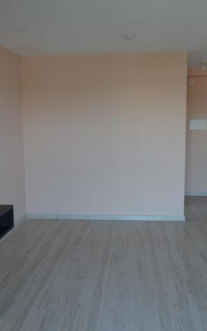 Apartamento à venda com 78m², 3 quartos e 2 vagas Apartamento à venda com 78m², 3 quartos e 2 vagasSala