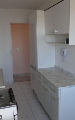 Apartamento à venda com 78m², 3 quartos e 2 vagas Apartamento à venda com 78m², 3 quartos e 2 vagasCozinha