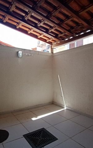Casa à venda com 180m², 4 quartos e 2 vagas