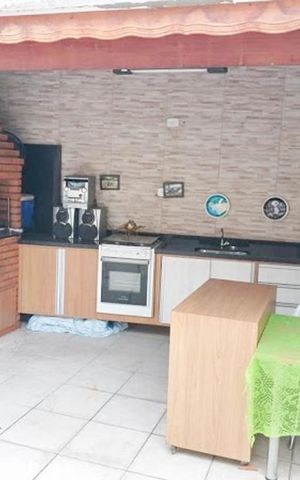 Casa à venda com 160m², 3 quartos e 4 vagasChurrasqueira 