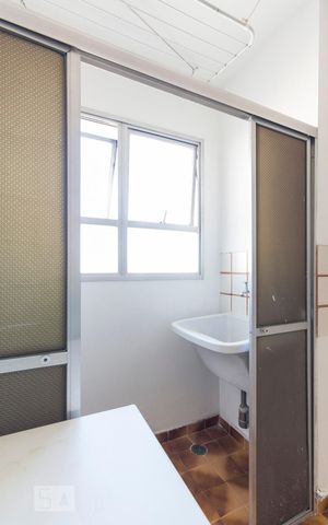 Apartamento para alugar com 42m², 1 quarto e 1 vagaÁrea de Serviço