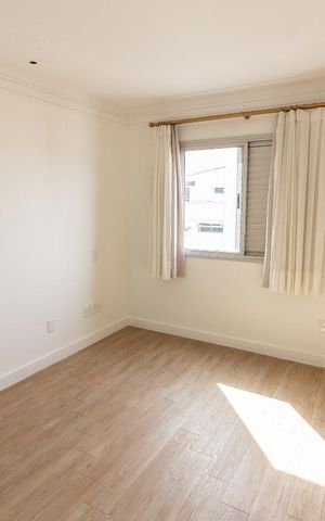 Apartamento à venda com 144m², 3 quartos e 2 vagasQuarto 03