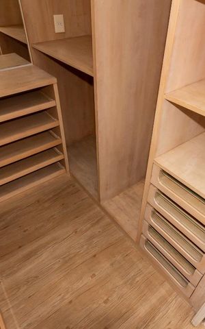 Apartamento à venda com 144m², 3 quartos e 2 vagasQuarto 03 Closet