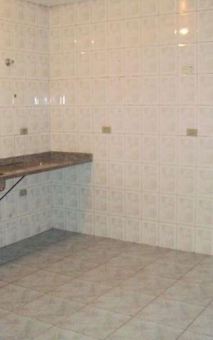 Casa à venda com 110m², 2 quartos e 1 vaga Casa à venda com 110m², 2 quartos e 1 vagaCozinha