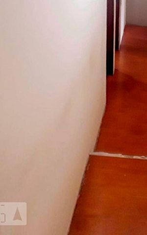 Casa à venda com 239m², 3 quartos e 3 vagas Casa à venda com 239m², 3 quartos e 3 vagasCorredor