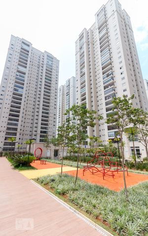 Studio para alugar com 38m², 1 quarto e 1 vagaFachada do condomínio
