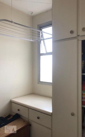 Apartamento à venda com 100m², 2 quartos e 1 vagaÁrea de Serviço