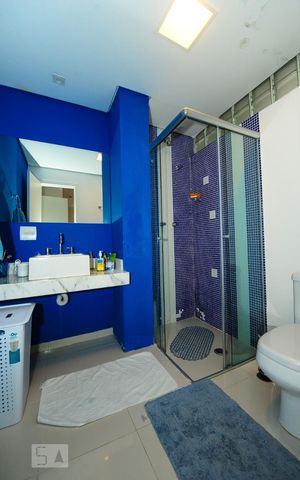 Apartamento à venda com 300m², 4 quartos e 2 vagas Apartamento à venda com 300m², 4 quartos e 2 vagasBanheiro 2