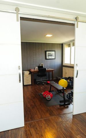 Apartamento à venda com 300m², 4 quartos e 2 vagas Apartamento à venda com 300m², 4 quartos e 2 vagasSuite 1