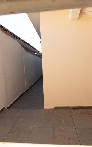 Casa à venda com 115m², 3 quartos e 3 vagas Casa à venda com 115m², 3 quartos e 3 vagasVista do quarto edícula