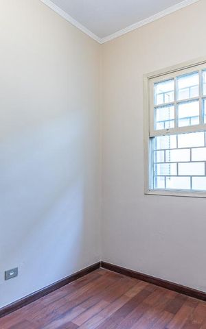 Casa à venda com 115m², 3 quartos e 3 vagas Casa à venda com 115m², 3 quartos e 3 vagasQuarto 1